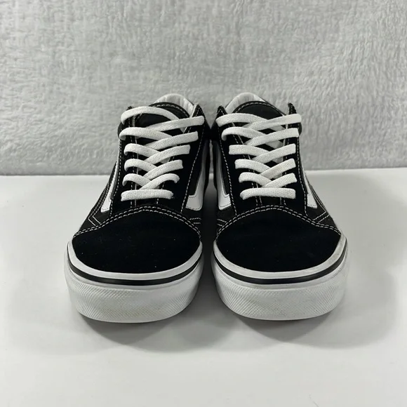 Vans Old Skool Black White Youth Size 3 Unisex - Picture 2 of 8